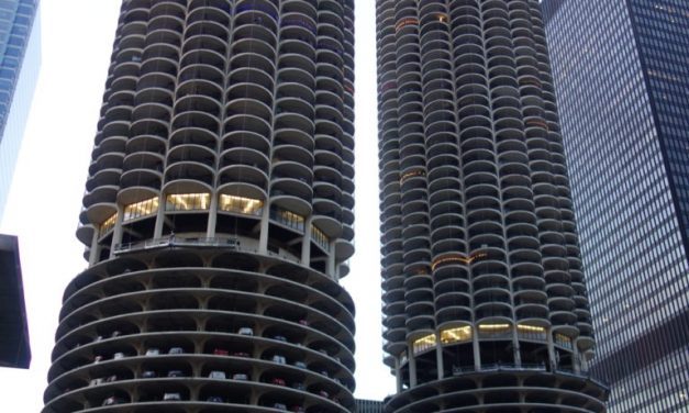 The Grand Architecture of Chicago & The House of Blues